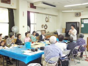 会員の交流会や活動の展示会